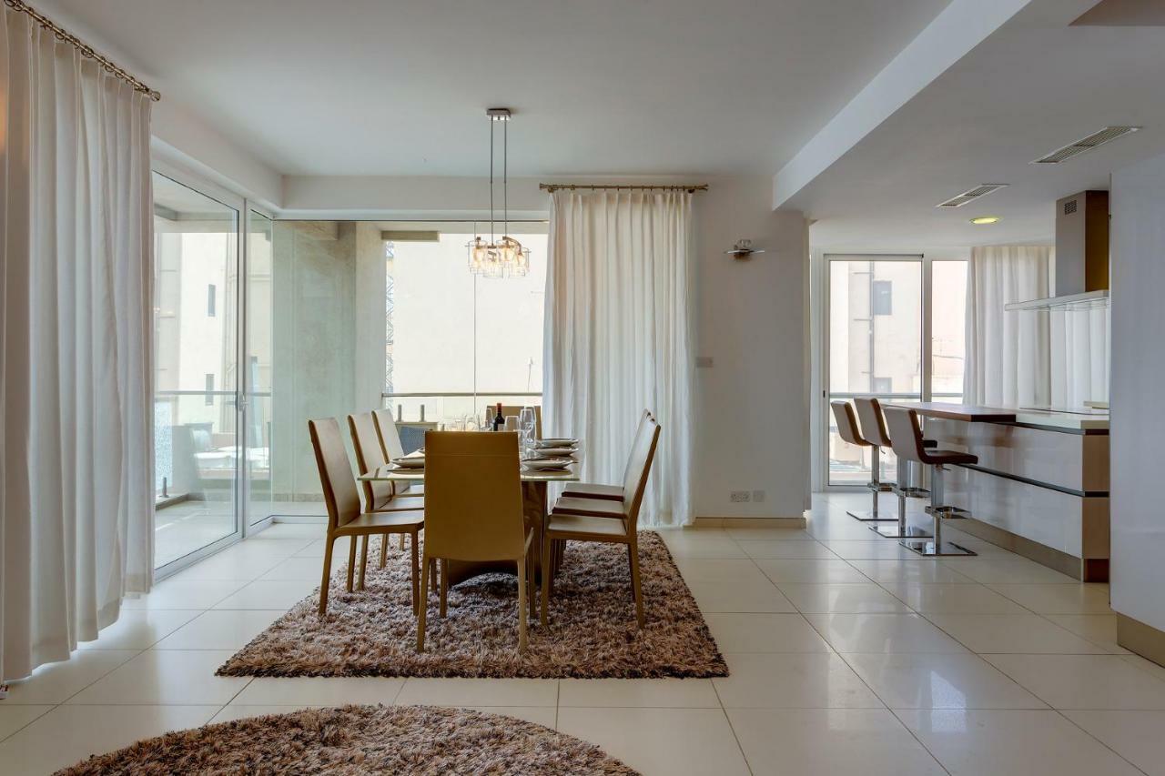 Contemporary, Luxury Apartment With Valletta And Harbour Views Sliema Zewnętrze zdjęcie